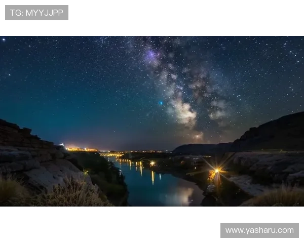 星空足球场:璀璨星河之夜足球盛会,未来充满希望的夜空运动场,尽情挥洒青春的激情时刻